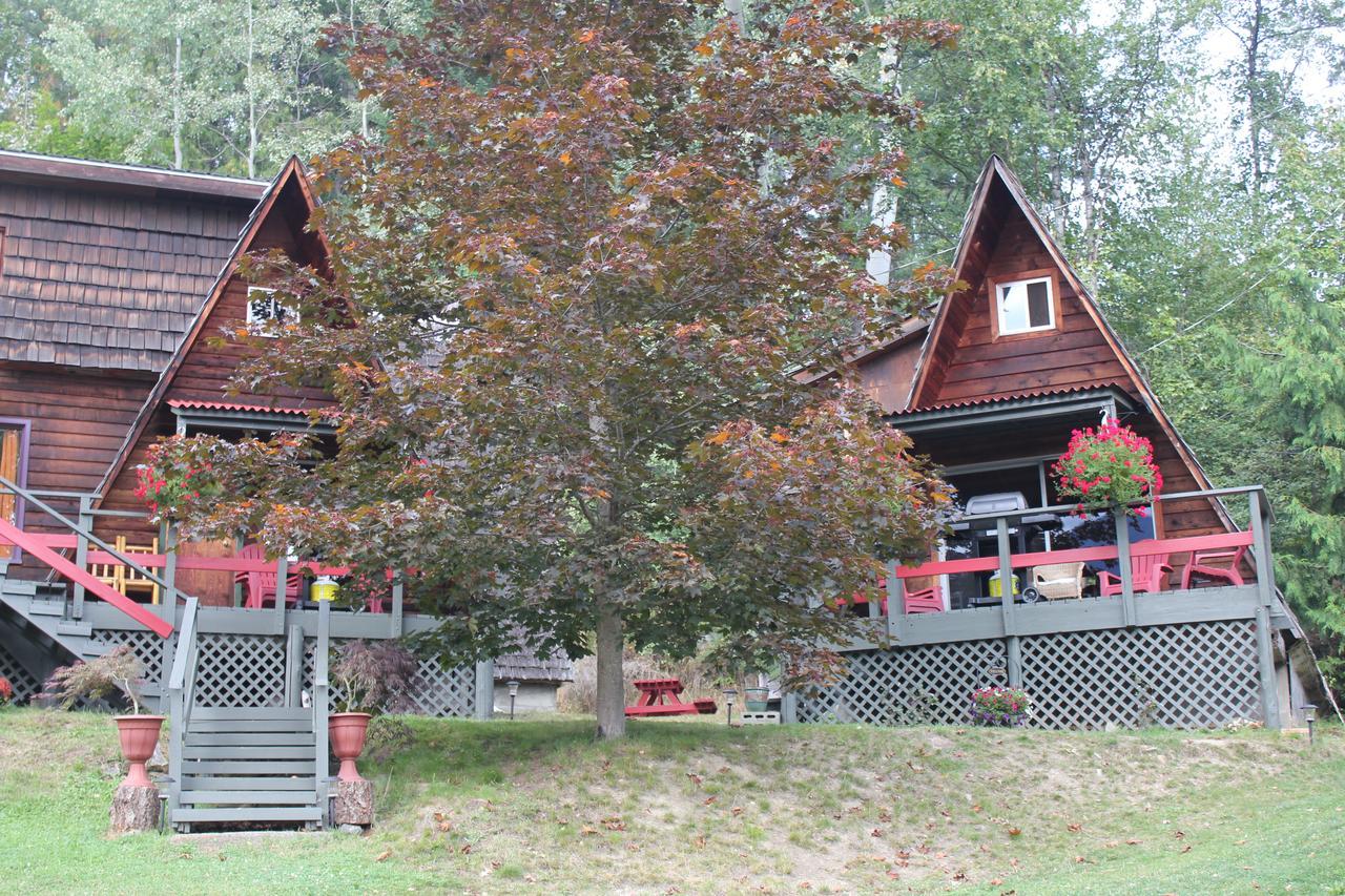 Sunny Bluffs Chalets Kaslo Exterior foto