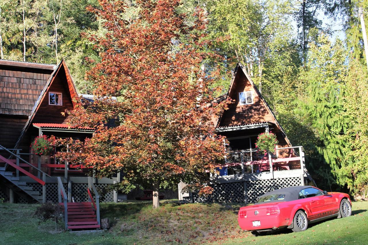 Sunny Bluffs Chalets Kaslo Exterior foto