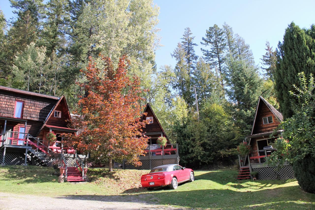 Sunny Bluffs Chalets Kaslo Exterior foto