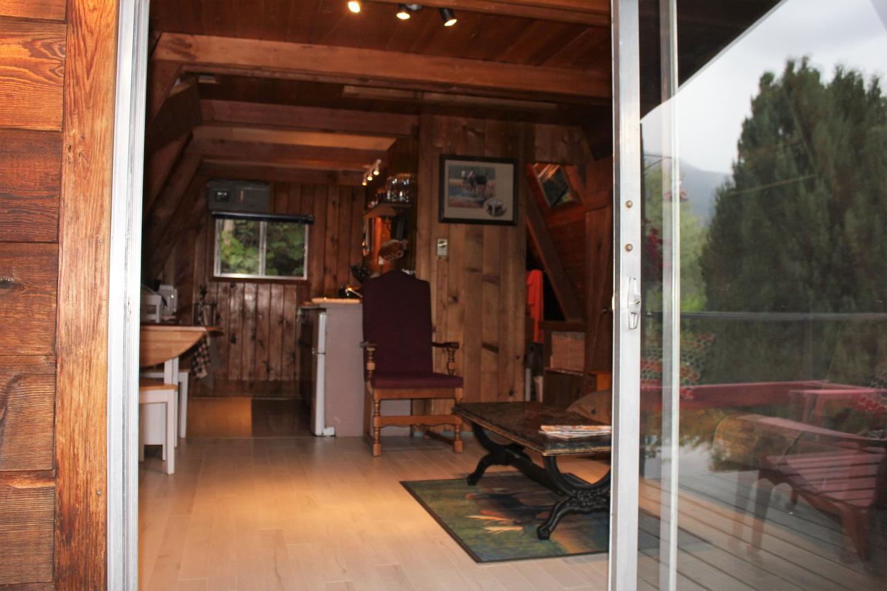 Sunny Bluffs Chalets Kaslo Exterior foto