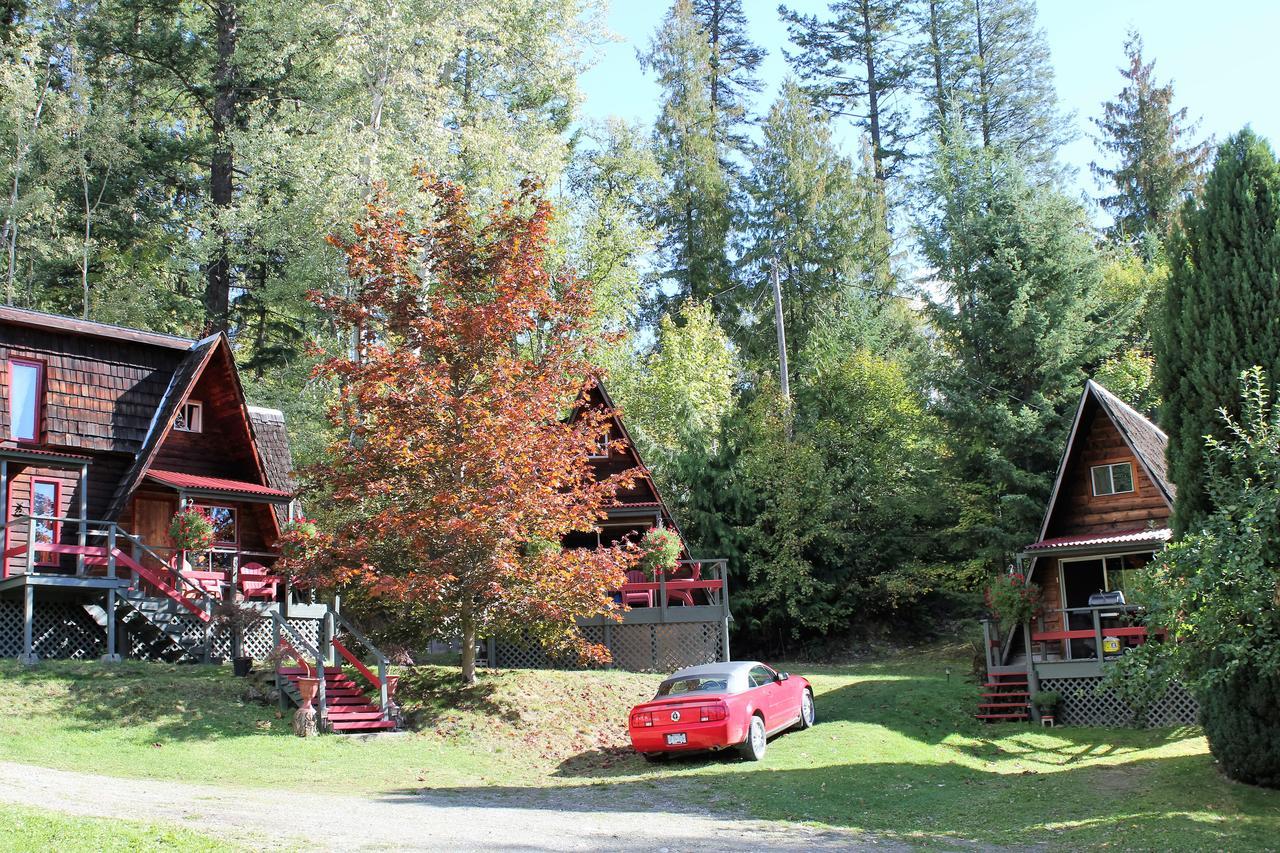 Sunny Bluffs Chalets Kaslo Exterior foto