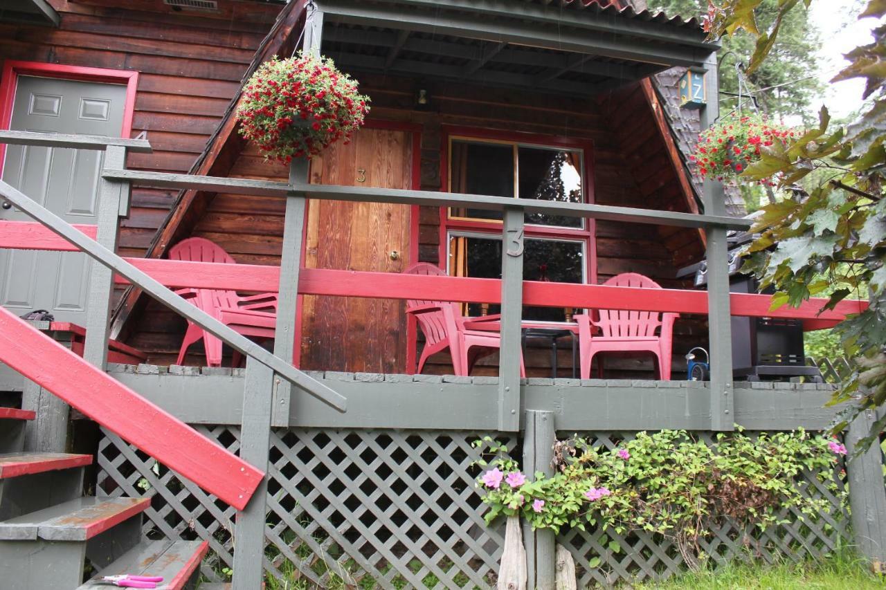 Sunny Bluffs Chalets Kaslo Exterior foto