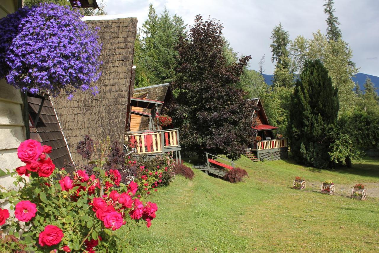 Sunny Bluffs Chalets Kaslo Exterior foto