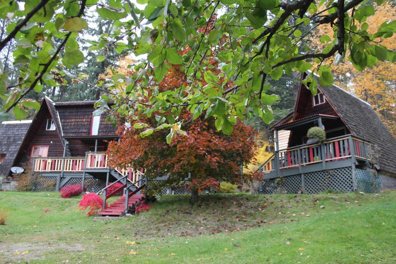 Sunny Bluffs Chalets Kaslo Exterior foto