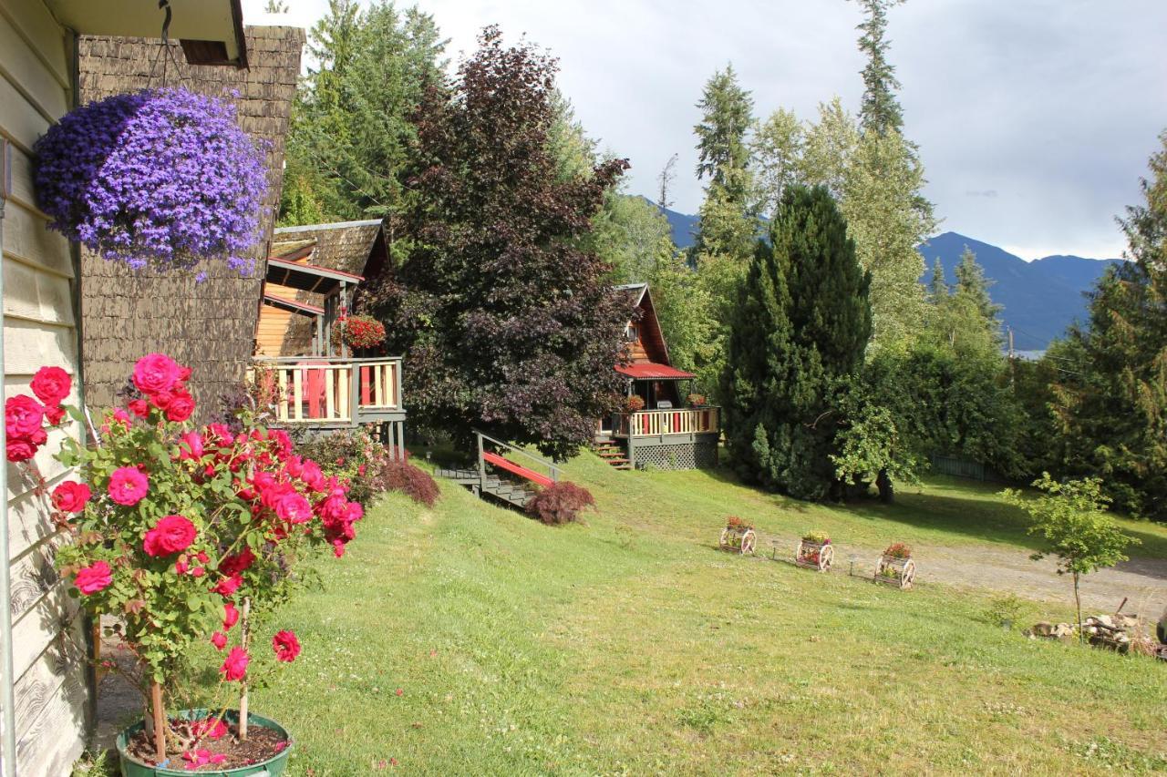 Sunny Bluffs Chalets Kaslo Exterior foto