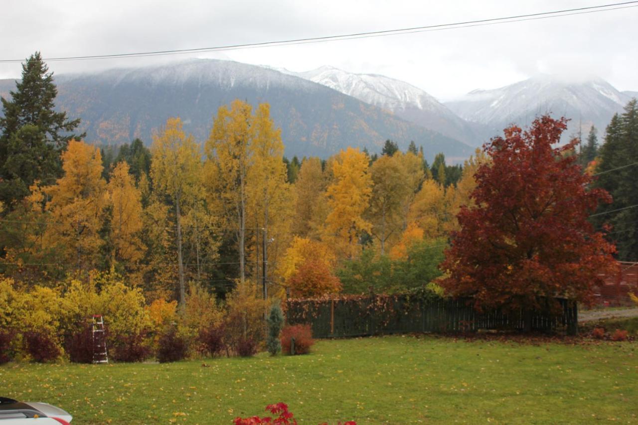 Sunny Bluffs Chalets Kaslo Exterior foto